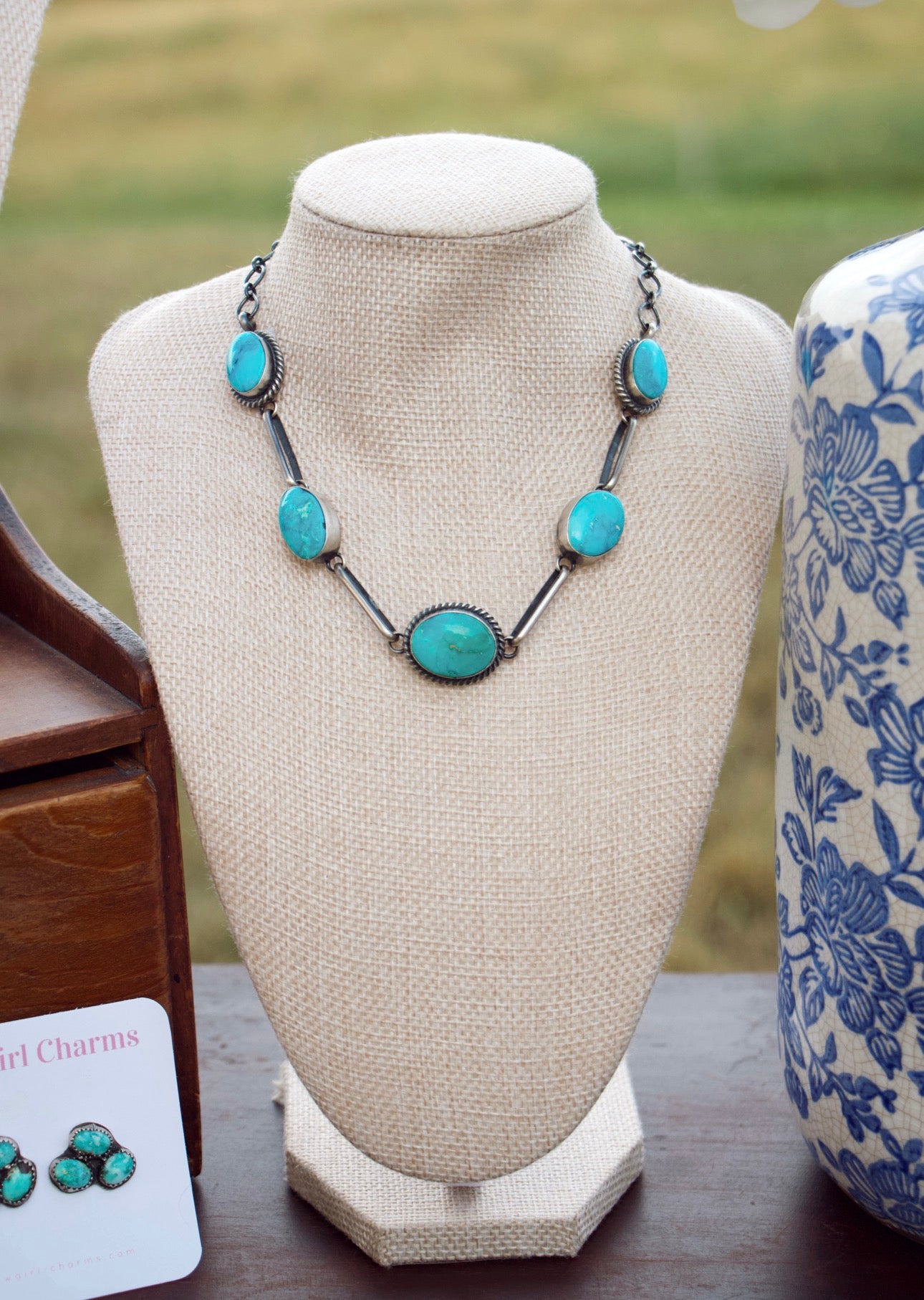 Native Made Choker ￼